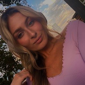 Meet your Posher, Cydney